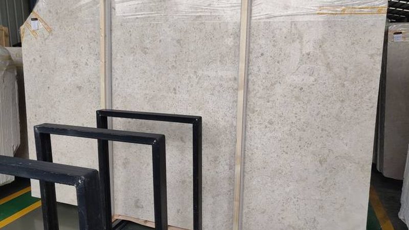 天然大理石与大理石瓷砖：耐用性对比解析